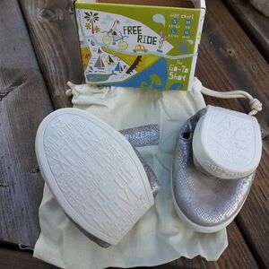 Kruzers size small silver NIB size 5.5 - 6.5